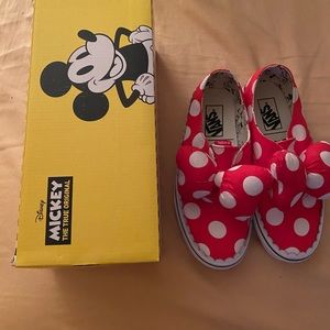 Vans Disney Minnie Bow Red Women’s Sneakers